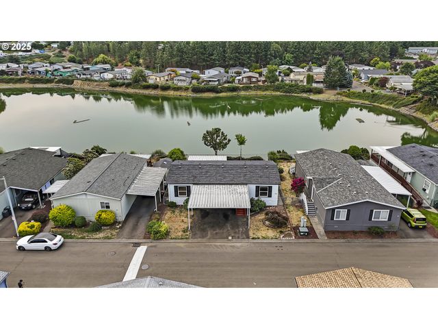 10400 Se COOK Ct 20, Milwaukie, OR 97222