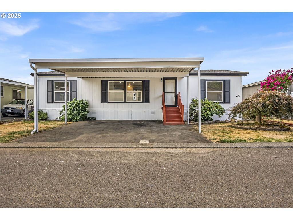 10400 Se COOK Ct 20, Milwaukie, OR 97222