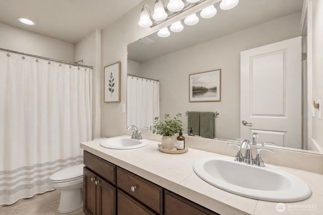 10082 240th Avenue NE, Redmond, WA 98053