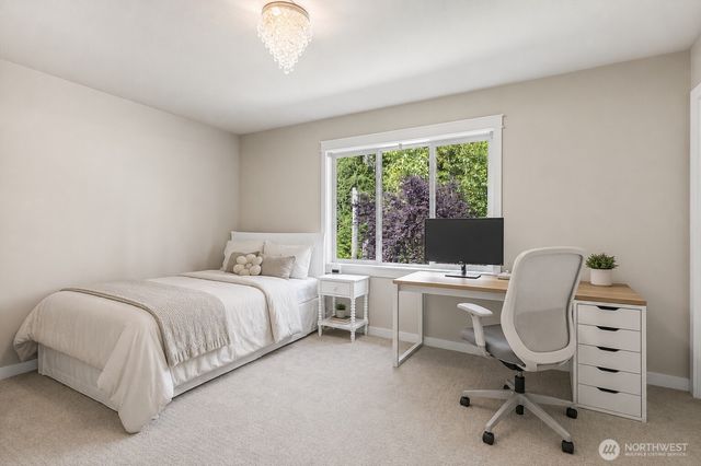 10082 240th Avenue NE, Redmond, WA 98053