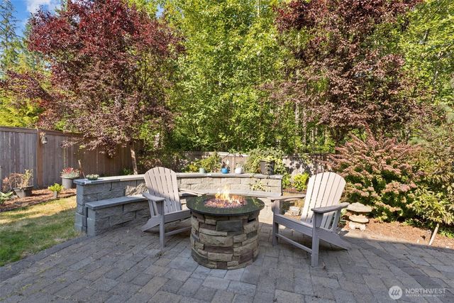 10082 240th Avenue NE, Redmond, WA 98053