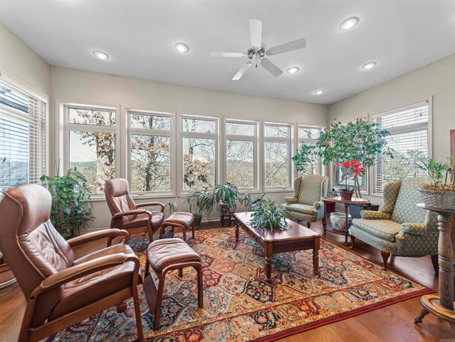 319 Whispering Hills Street, Hot Springs, AR 71901