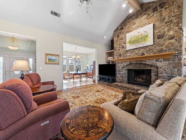 319 Whispering Hills Street, Hot Springs, AR 71901