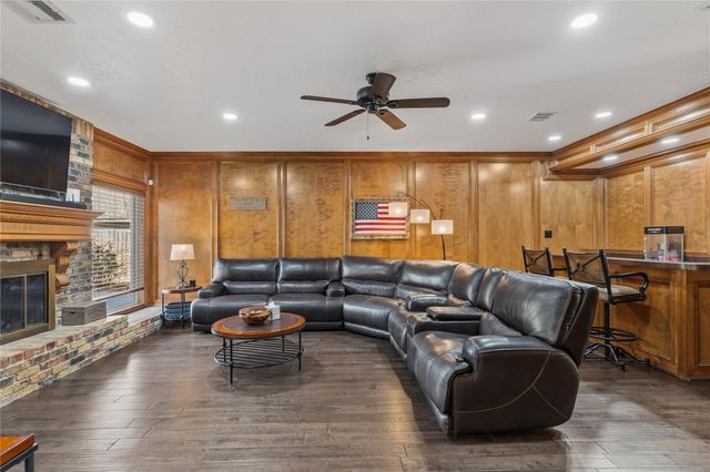 6618 Wimbledon Trail Road, Spring, TX 77379