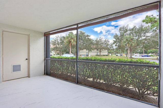 6313 Chasewood Drive B, Jupiter, FL 33458