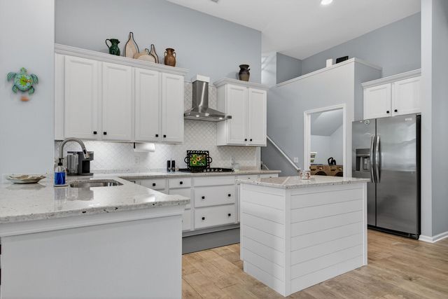 1561 Ashley Garden Boulevard, Charleston, SC 29414