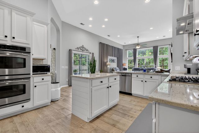 1561 Ashley Garden Boulevard, Charleston, SC 29414