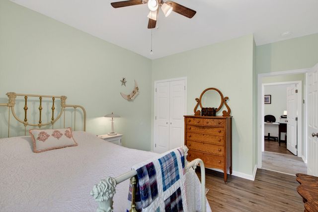 1561 Ashley Garden Boulevard, Charleston, SC 29414