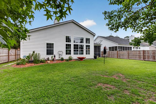 1561 Ashley Garden Boulevard, Charleston, SC 29414