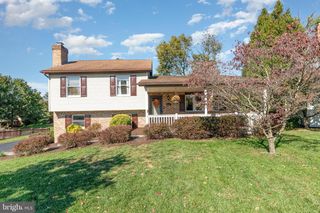 6418 TAUNTON RD, Harrisburg, PA 17111