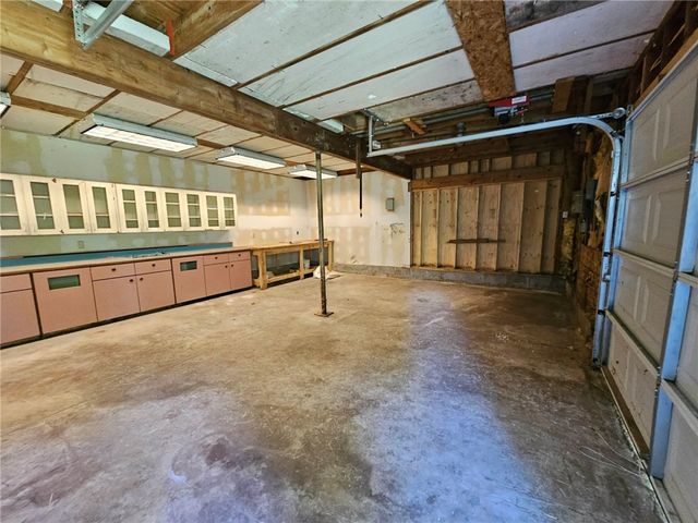 7437 Quarry Road, Sodus, NY 14551