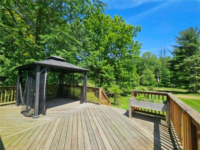 7437 Quarry Road, Sodus, NY 14551