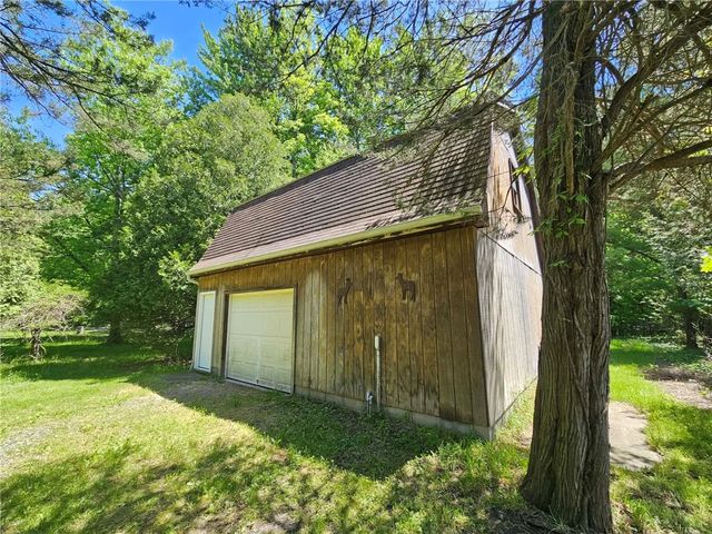 7437 Quarry Road, Sodus, NY 14551