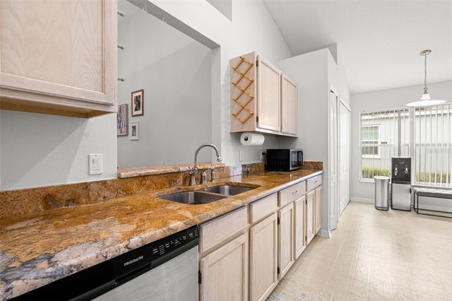 1620 NAVIGATOR LANE, Tarpon Springs, FL 34689