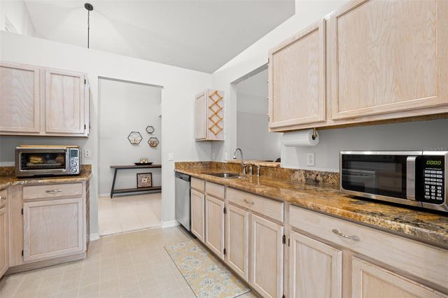 1620 NAVIGATOR LANE, Tarpon Springs, FL 34689