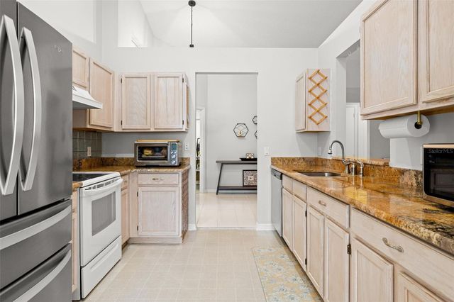 1620 NAVIGATOR LANE, Tarpon Springs, FL 34689