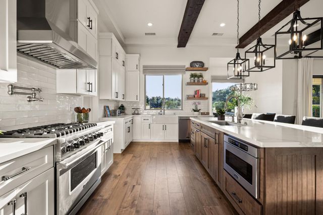 3050 Rattlesnake Rd, Newcastle, CA 95658