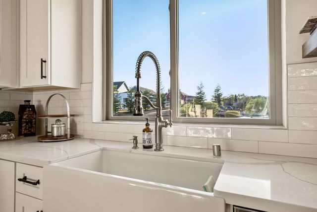 3050 Rattlesnake Rd, Newcastle, CA 95658