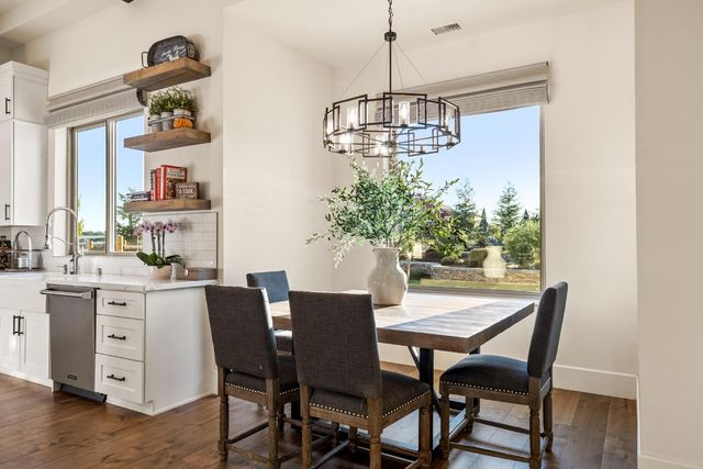 3050 Rattlesnake Rd, Newcastle, CA 95658