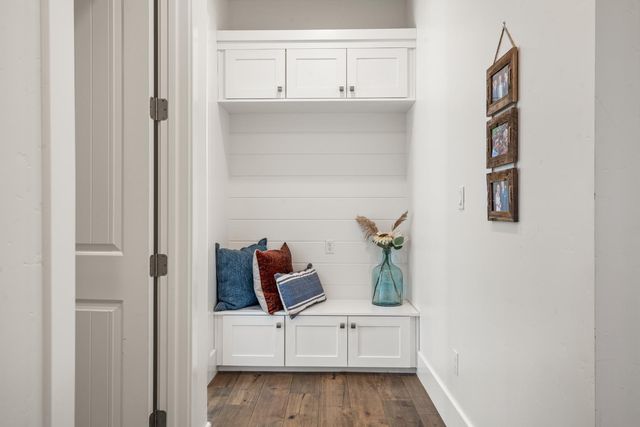 3050 Rattlesnake Rd, Newcastle, CA 95658