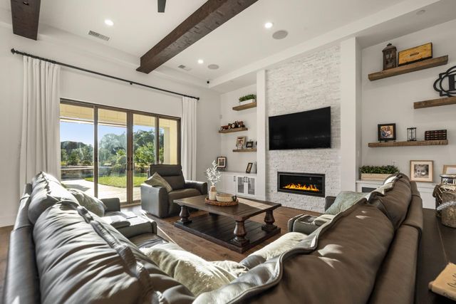 3050 Rattlesnake Rd, Newcastle, CA 95658