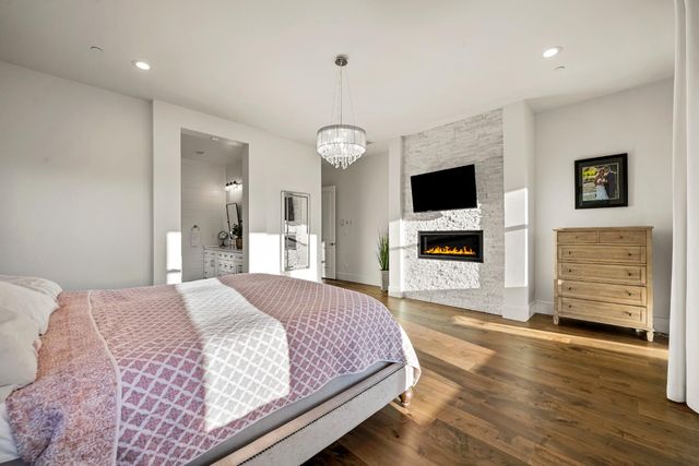 3050 Rattlesnake Rd, Newcastle, CA 95658