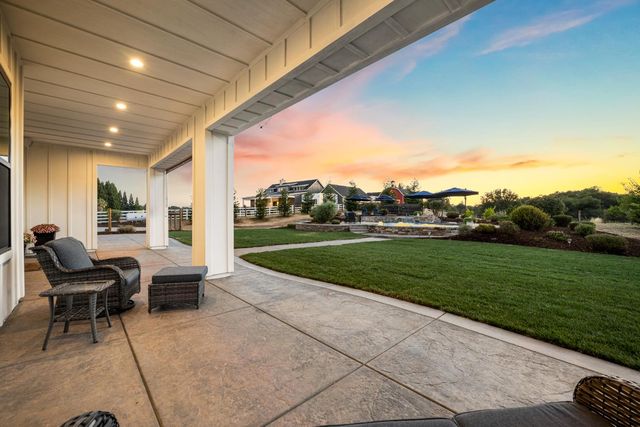 3050 Rattlesnake Rd, Newcastle, CA 95658