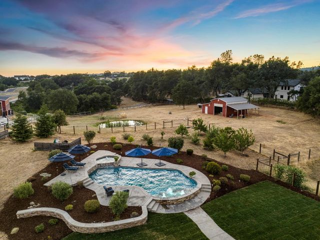 3050 Rattlesnake Rd, Newcastle, CA 95658