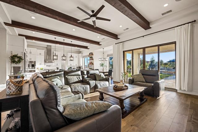 3050 Rattlesnake Rd, Newcastle, CA 95658