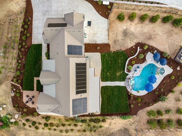 3050 Rattlesnake Rd, Newcastle, CA 95658