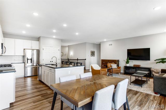 213 Dell View Drive, Arnold, MO 63010