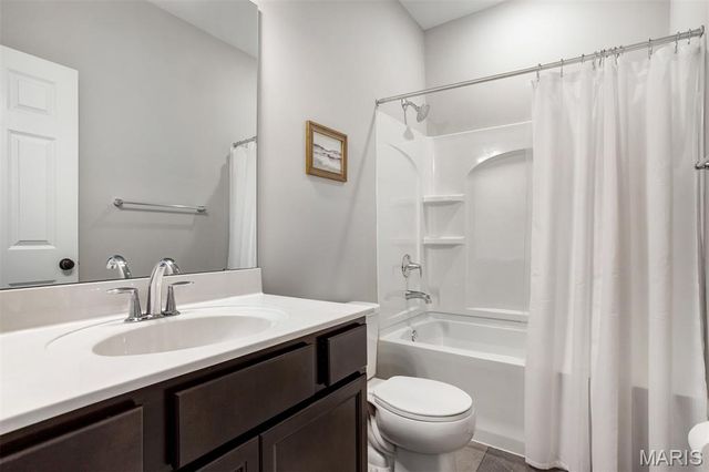 213 Dell View Drive, Arnold, MO 63010