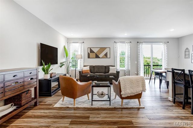 213 Dell View Drive, Arnold, MO 63010