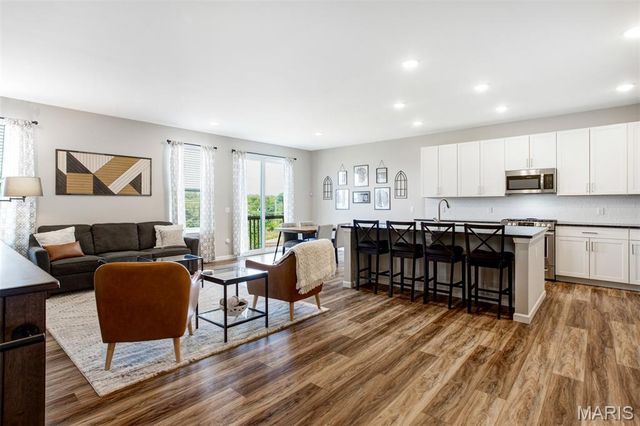 213 Dell View Drive, Arnold, MO 63010