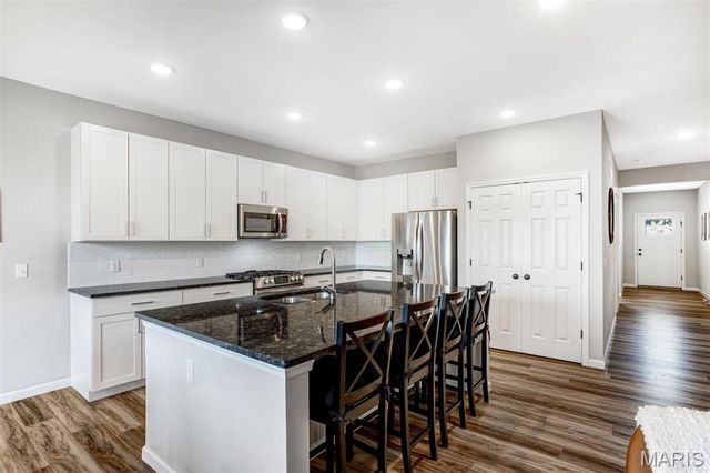 213 Dell View Drive, Arnold, MO 63010