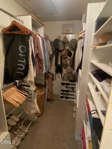 1425 Calle Lozano, Camarillo, CA 93012