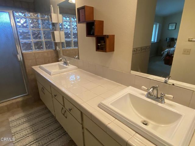 1425 Calle Lozano, Camarillo, CA 93012