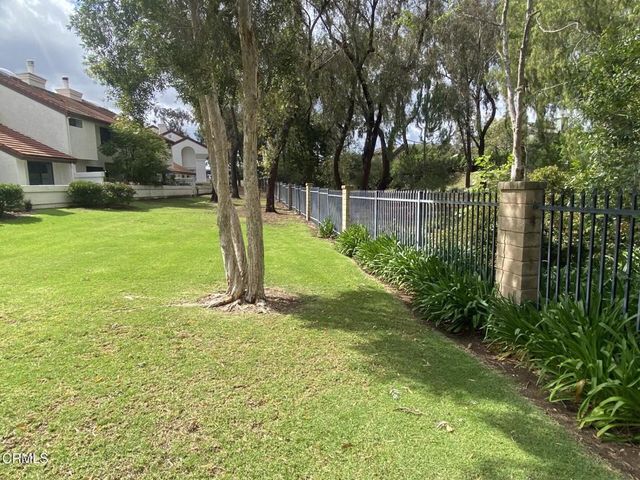 1425 Calle Lozano, Camarillo, CA 93012