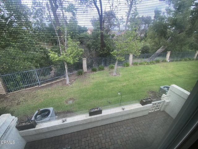 1425 Calle Lozano, Camarillo, CA 93012