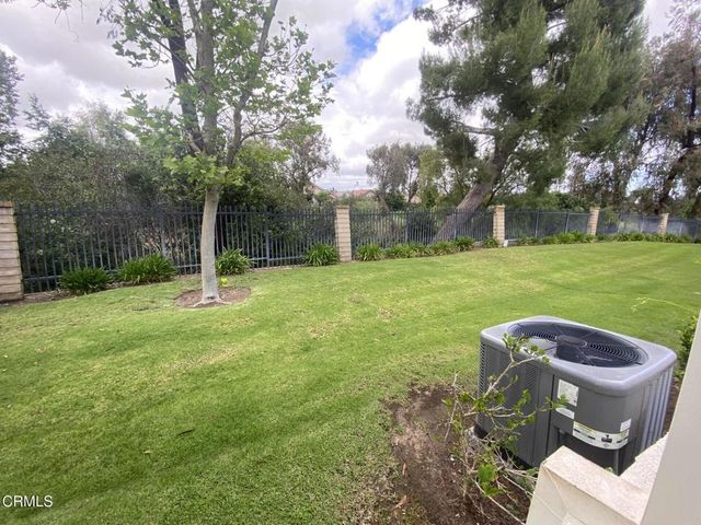 1425 Calle Lozano, Camarillo, CA 93012