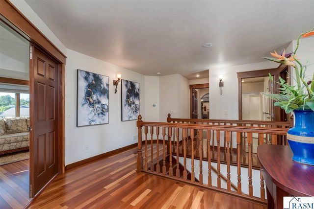 116 Rosewood Drive, Mankato, MN 56001