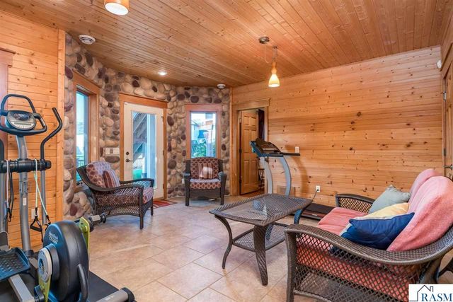 116 Rosewood Drive, Mankato, MN 56001