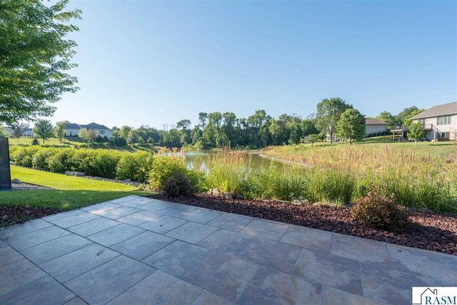 116 Rosewood Drive, Mankato, MN 56001