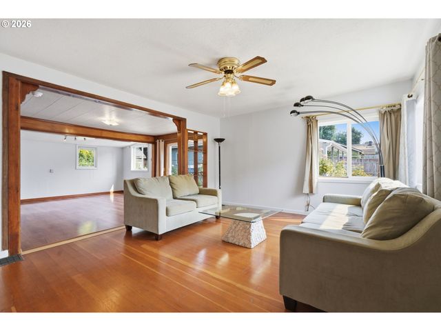 4532 Ne 55TH Ave, Portland, OR 97218