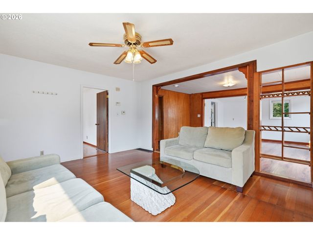 4532 Ne 55TH Ave, Portland, OR 97218
