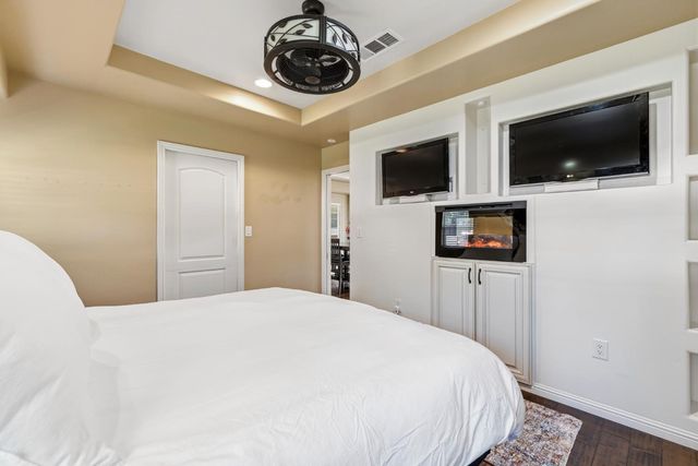 8723 Phoenix Ave, Fair Oaks, CA 95628