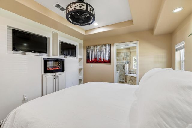 8723 Phoenix Ave, Fair Oaks, CA 95628