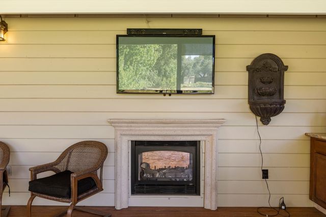 8723 Phoenix Ave, Fair Oaks, CA 95628