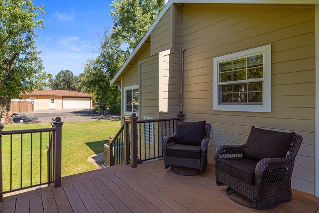 8723 Phoenix Ave, Fair Oaks, CA 95628