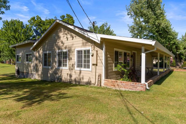 8723 Phoenix Ave, Fair Oaks, CA 95628